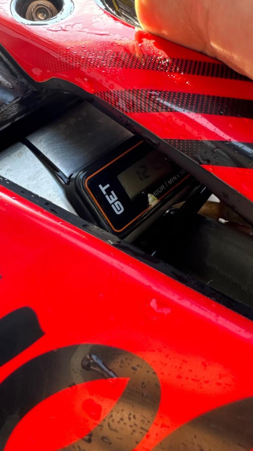 Honda CRF 250R (2007) (13)