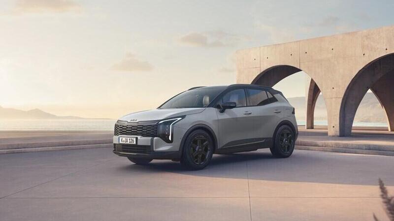 Kia rinnova Sportage con la Black Edition: look total black e motore Full Hybrid