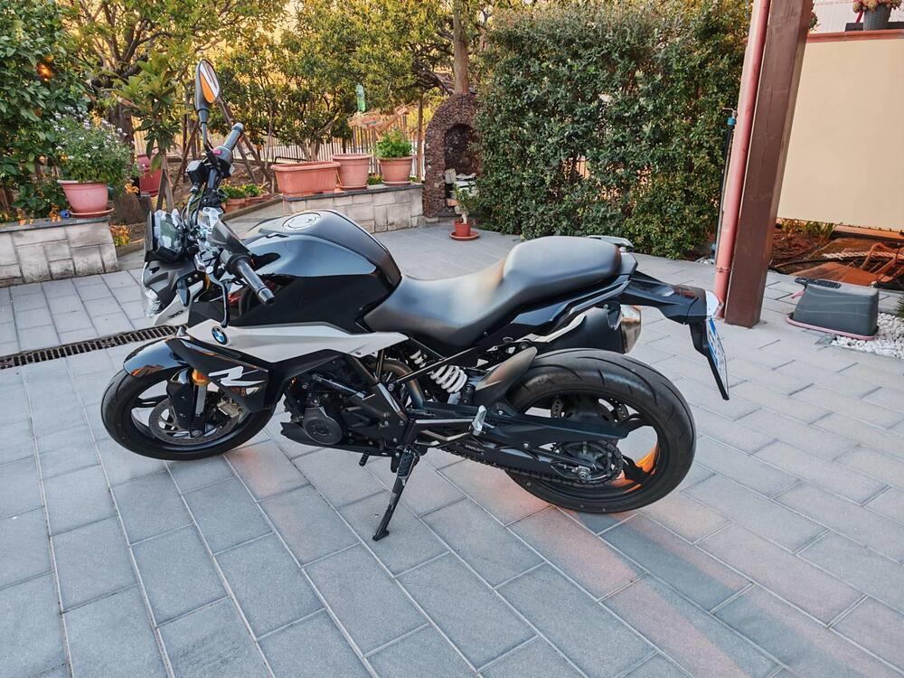 Bmw G 310 R (2021 - 25) (3)