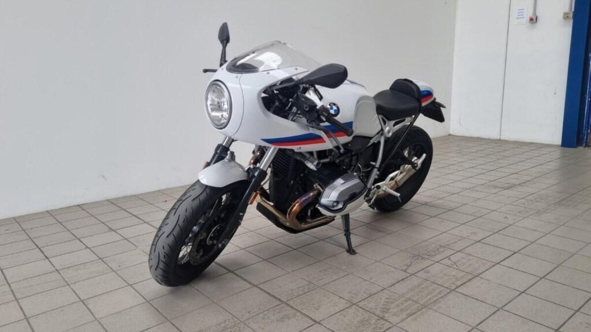 Vendo Bmw R nineT 1200 Racer (2017 - 20) usata a Tavagnacco (codice ...