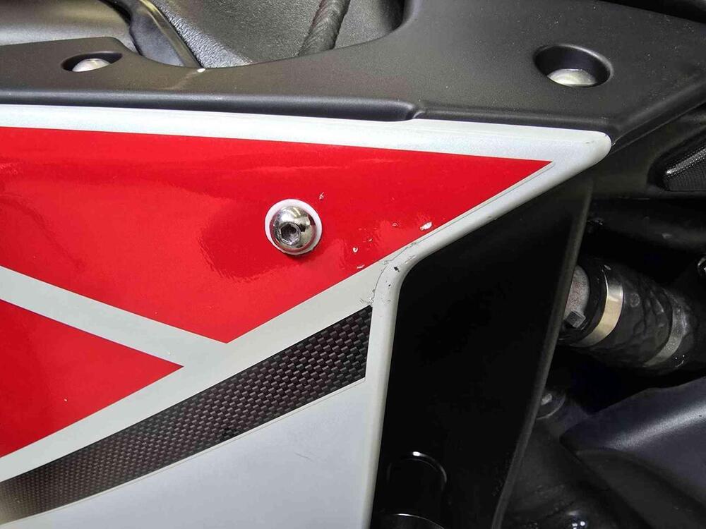 Yamaha YZF R1 (2012 - 14) (15)