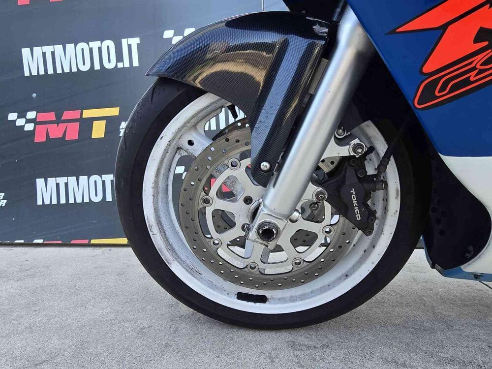 Suzuki GSX R 600 (1997 - 00) (11)