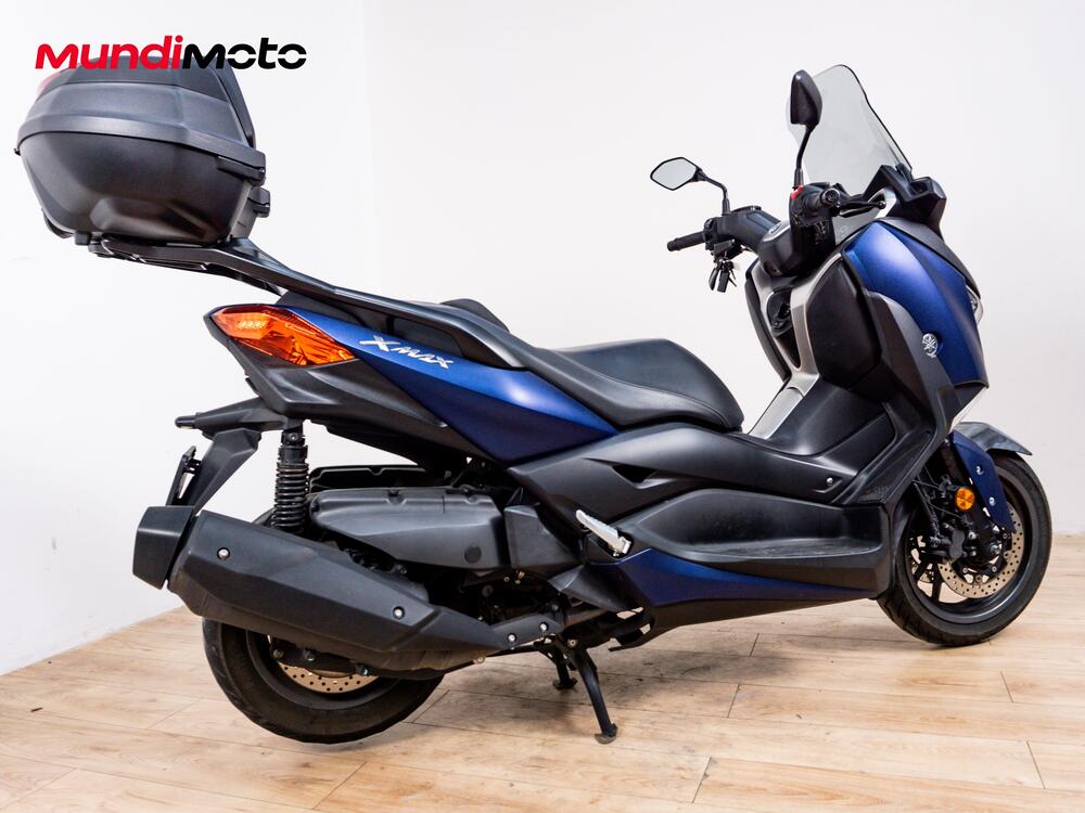 Yamaha X-Max 400 Iron Max ABS (2016) (3)