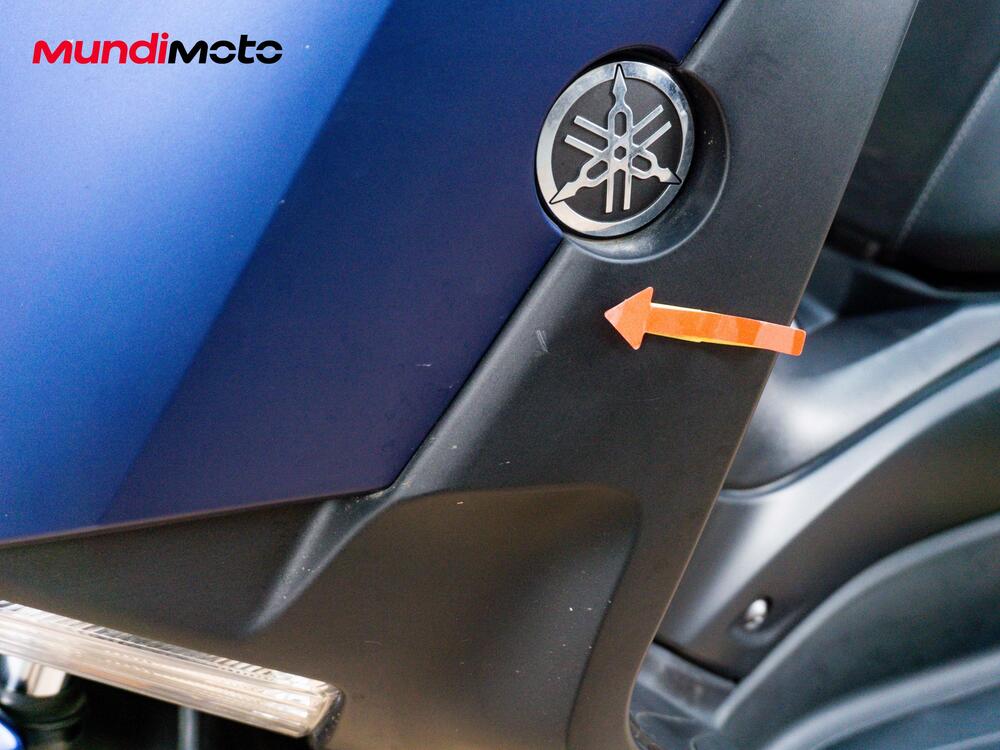 Yamaha X-Max 400 Iron Max ABS (2016) (16)