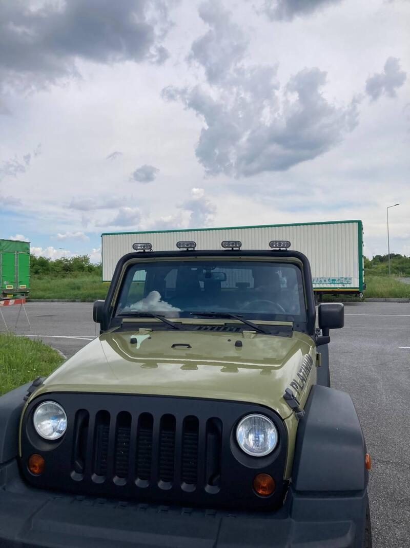Jeep Wrangler usata a Bergamo (8)