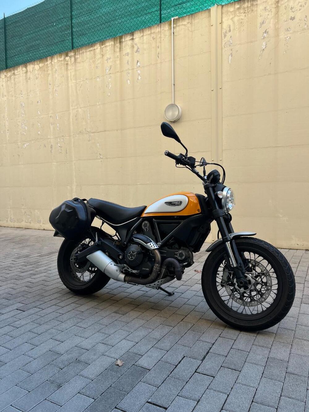 Ducati Scrambler 800 Classic (2015 - 16) (3)