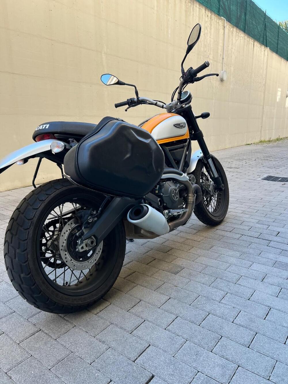 Ducati Scrambler 800 Classic (2015 - 16) (4)