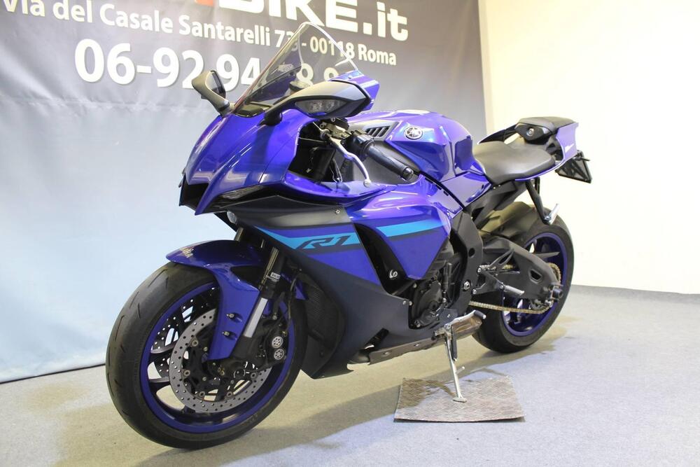 Yamaha YZF R1 (2020 - 25) (11)