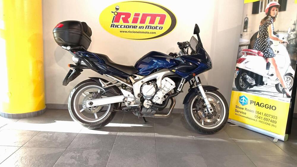 Yamaha FZ6 Fazer (2004 - 07)