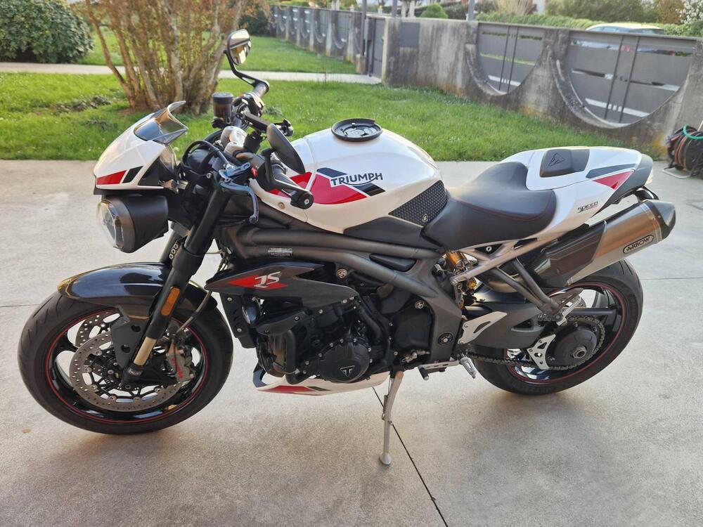 Triumph Speed Triple 1050 RS (2018 - 20) (4)