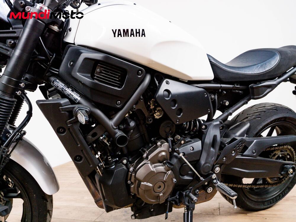 Yamaha XSR 700 (2021) (9)