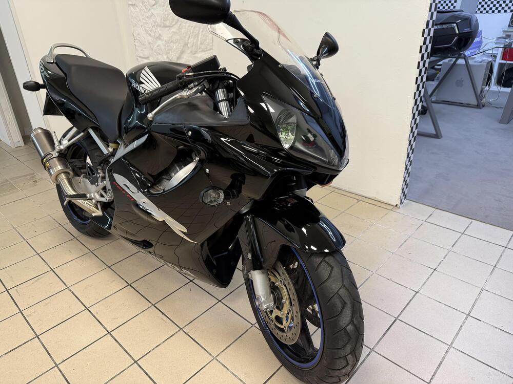 Honda CBR 600 F (2001 - 06) (3)