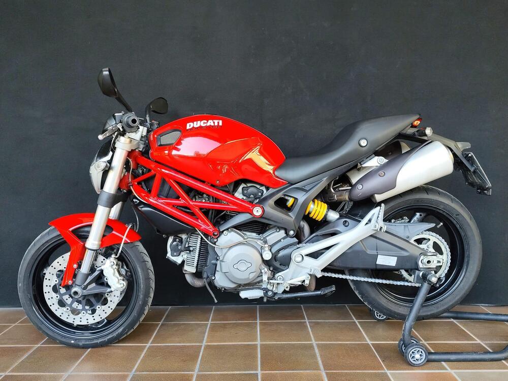 Ducati Monster 696 (2008 - 13) (2)
