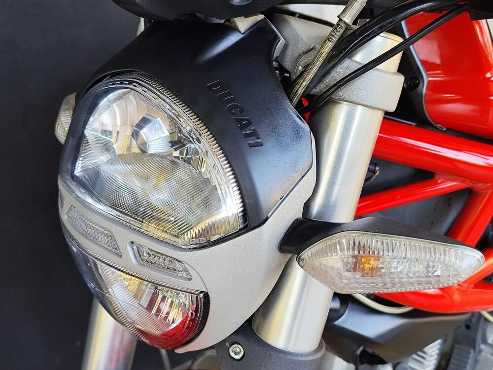 Ducati Monster 696 (2008 - 13) (10)