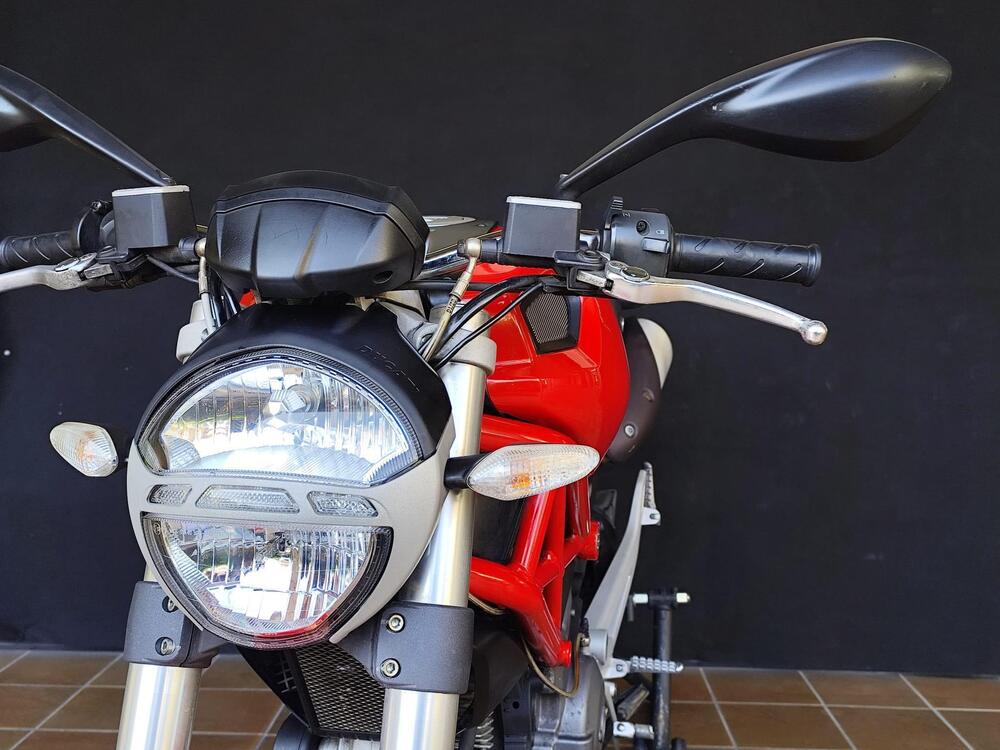 Ducati Monster 696 (2008 - 13) (11)