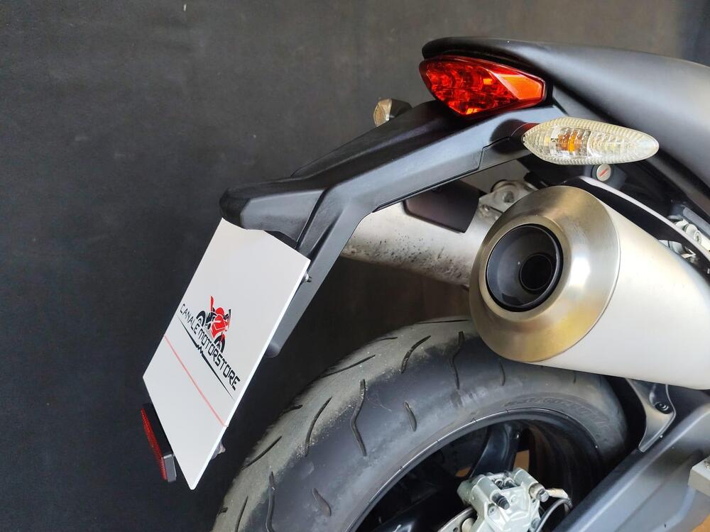 Ducati Monster 696 (2008 - 13) (14)