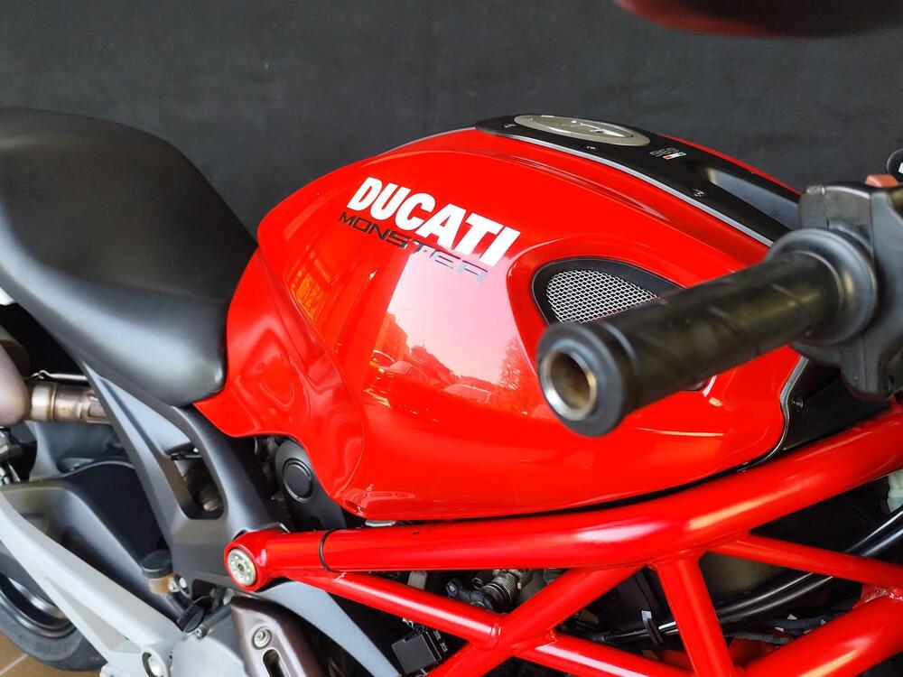 Ducati Monster 696 (2008 - 13) (16)