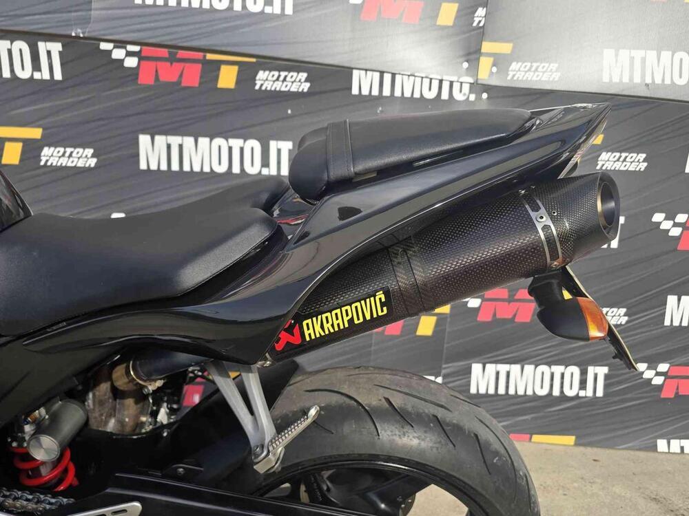 Yamaha YZF R1 (2007 - 08) (8)