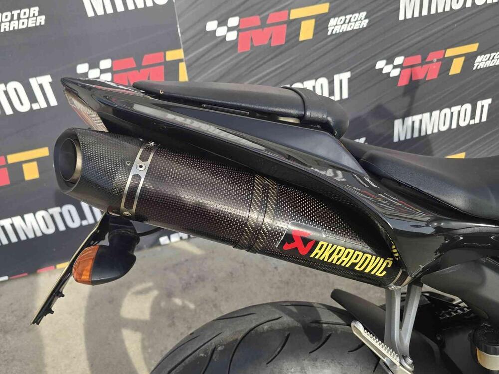 Yamaha YZF R1 (2007 - 08) (11)