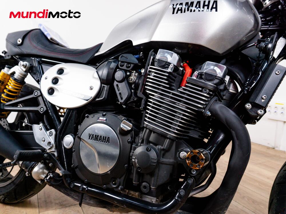 Yamaha XJR 1300 60th Anniversary (2015 - 16) (5)