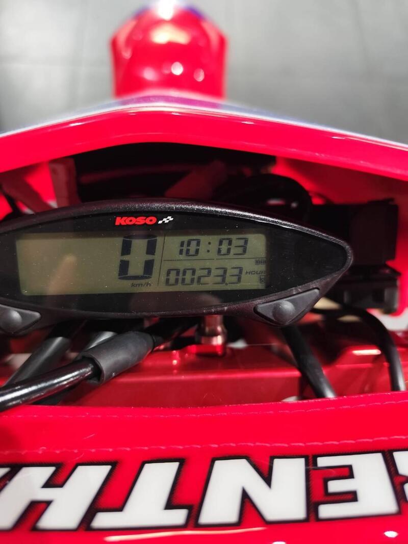 Honda CRF 250RX Enduro (2025) (8)