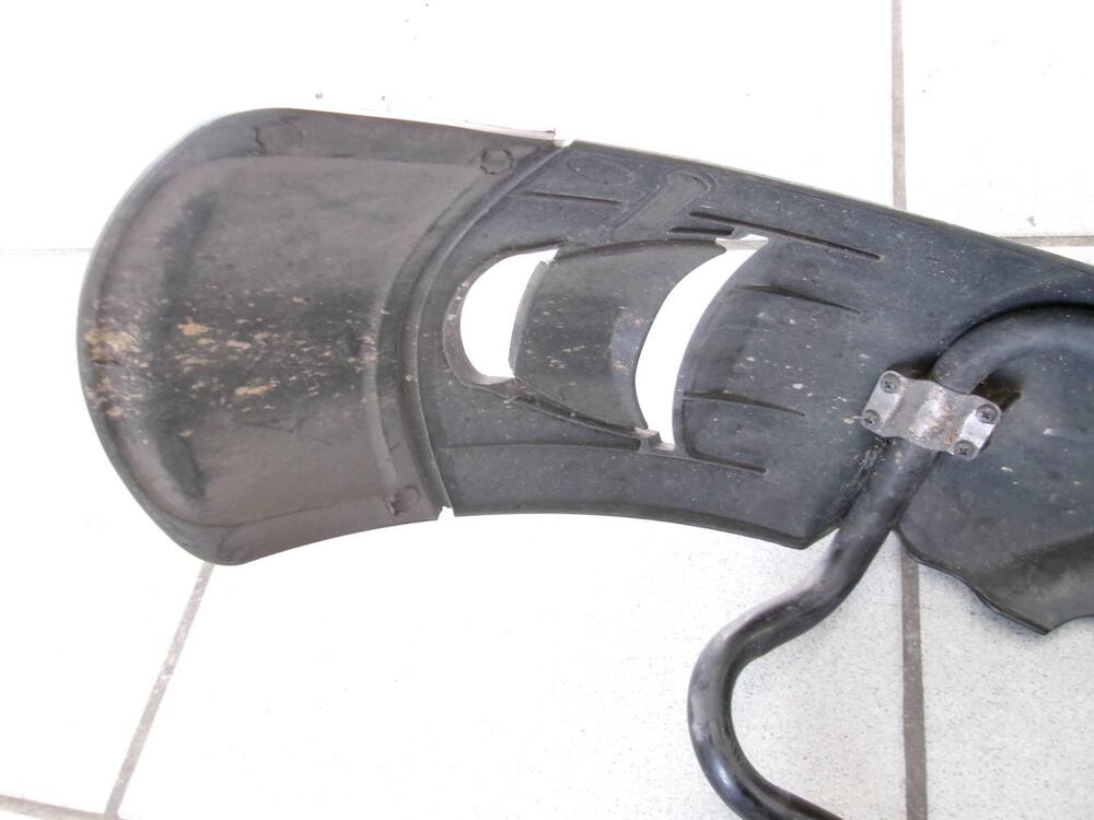 PARAFANGO ANTERIORE DESTRO PIAGGIO MP3 350 SPORT (3)