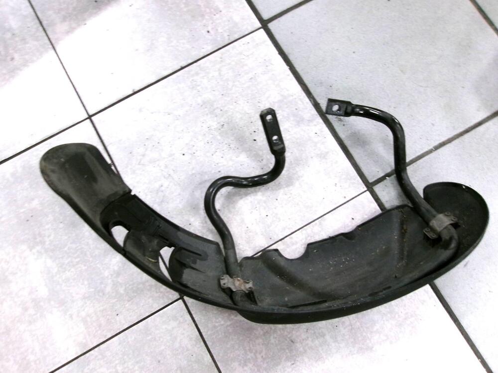 PARAFANGO ANTERIORE SINISTRO PIAGGIO MP3 350 SPORT (10)