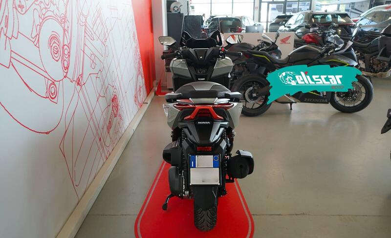 Honda Forza 350 (2025 - 26) (3)