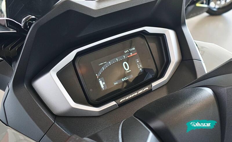 Honda Forza 350 (2025 - 26) (5)