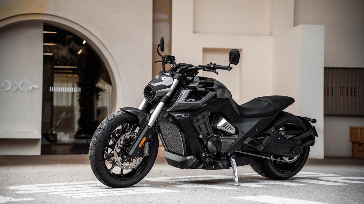 Benda LFC700 PRO: эволюция спортивного круизера на стыке технологий и дизайна — фото 2