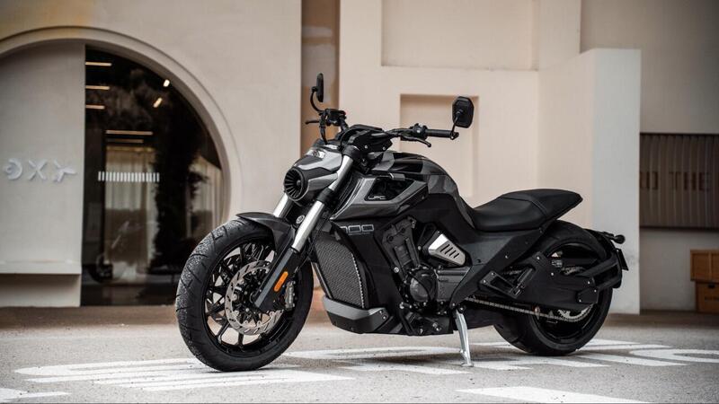 Benda LFC700 PRO, la sport cruiser si evolve tra tecnologia e design