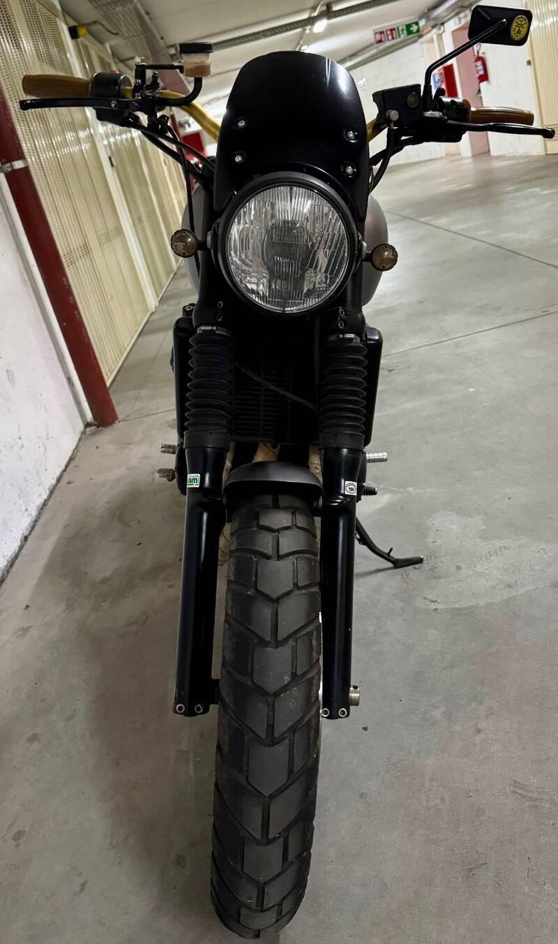 Triumph Bonneville T100 (2001 - 07) (4)