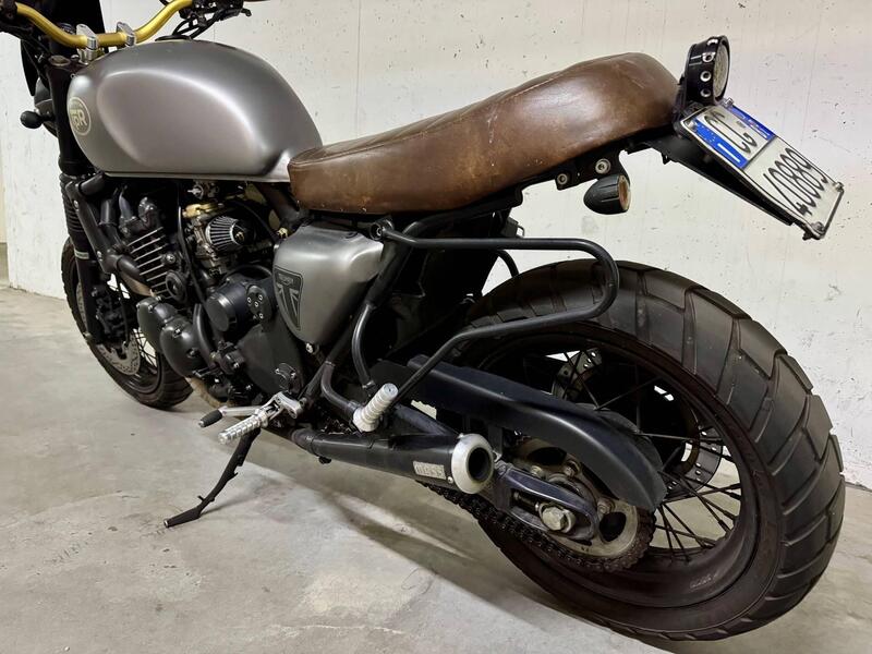 Triumph Bonneville T100 (2001 - 07) (7)