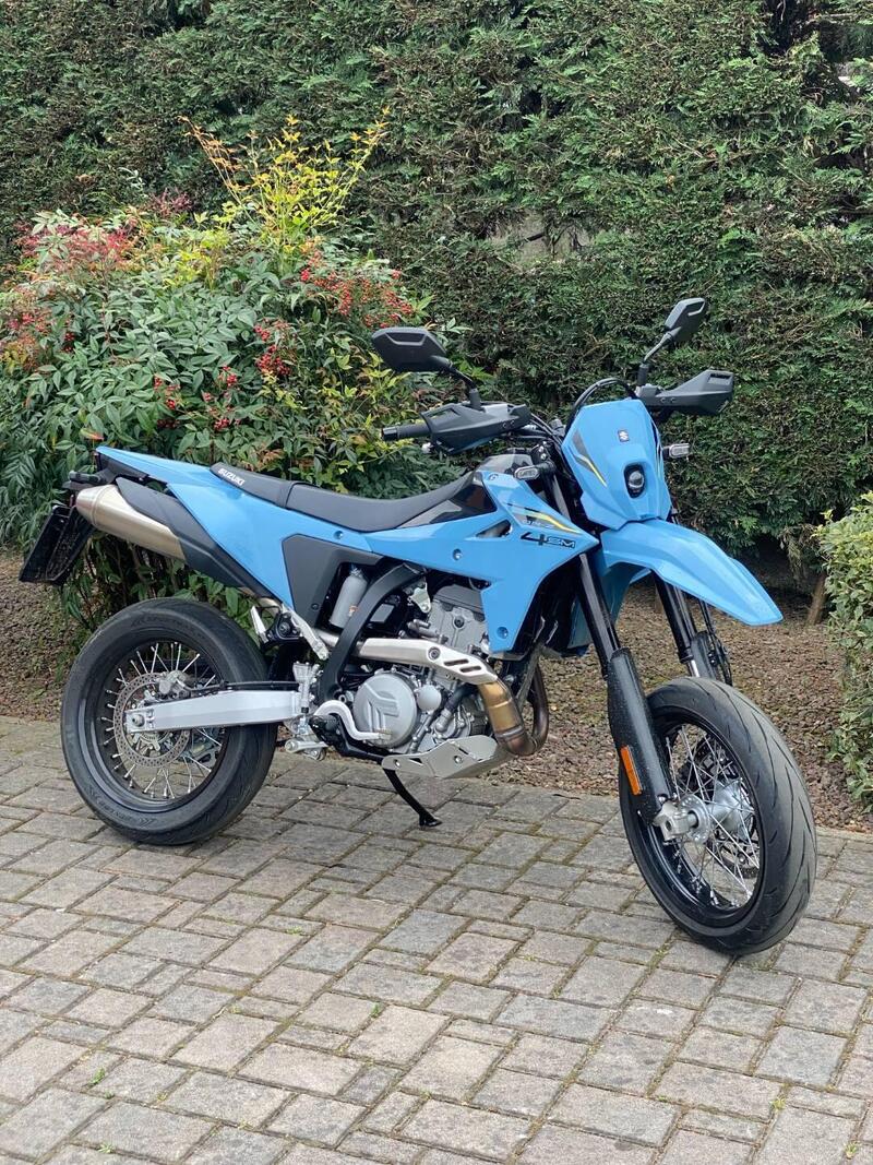 Suzuki DR-Z4SM (2025 - 26) (2)