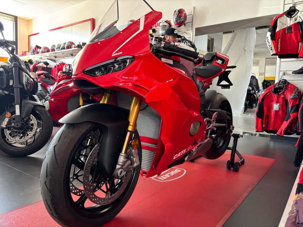 Ducati Panigale V4 R (2026) (16)