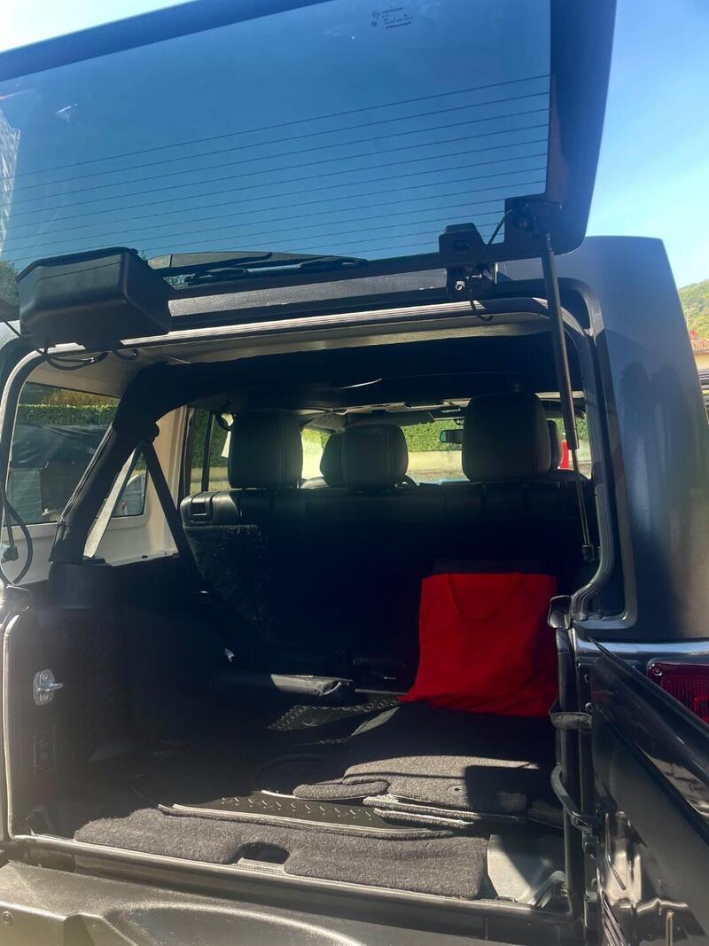 Jeep Wrangler Unlimited usata a Brescia (7)