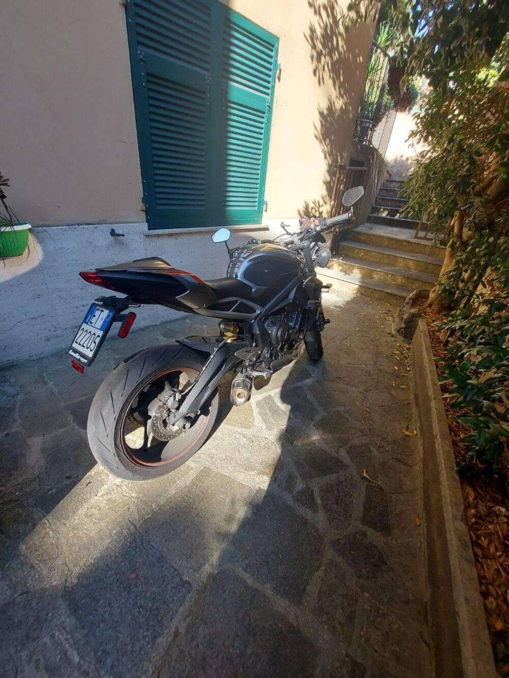 Triumph Street Triple RS (2020 - 22) (7)