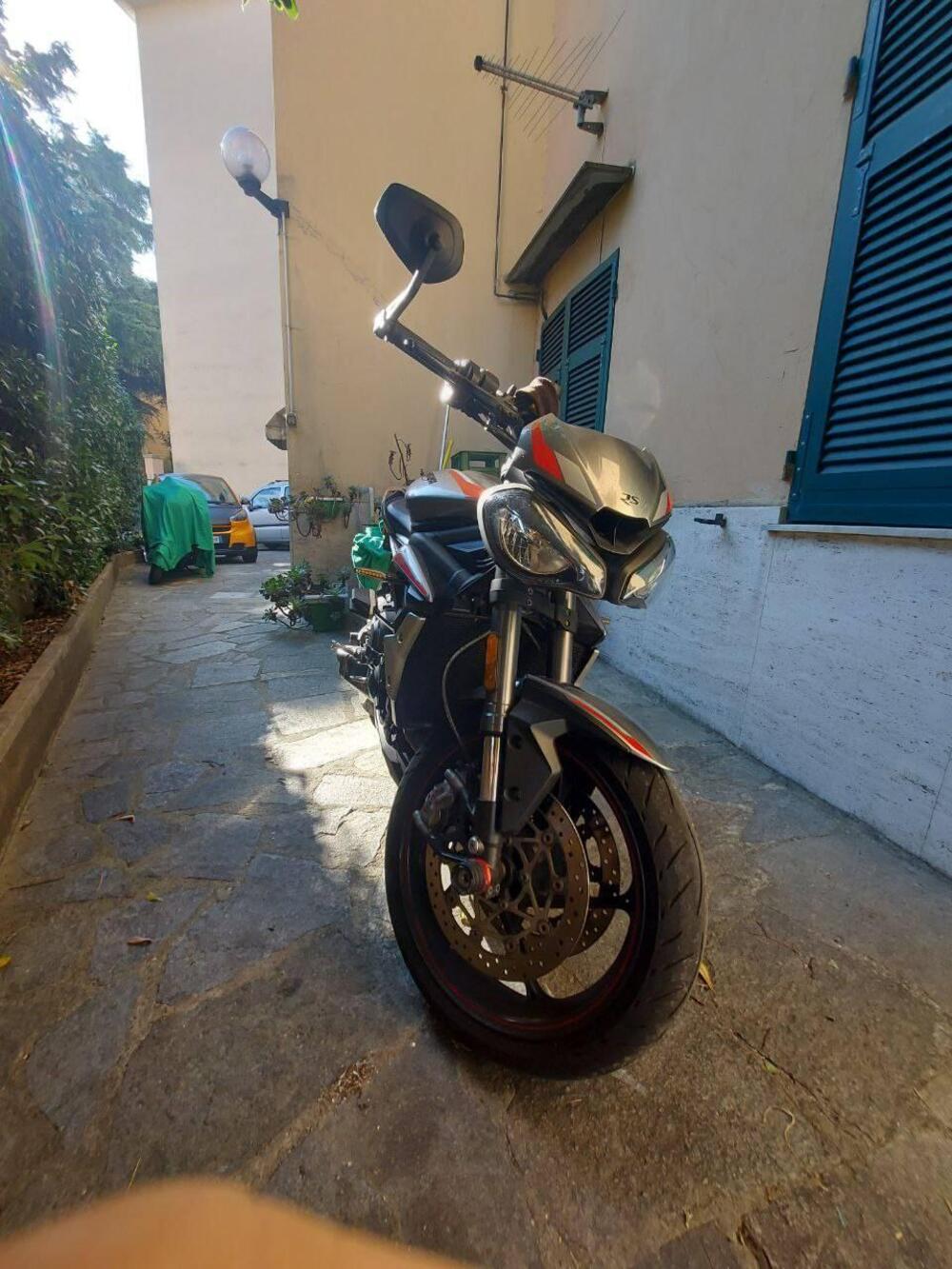 Triumph Street Triple RS (2020 - 22) (8)