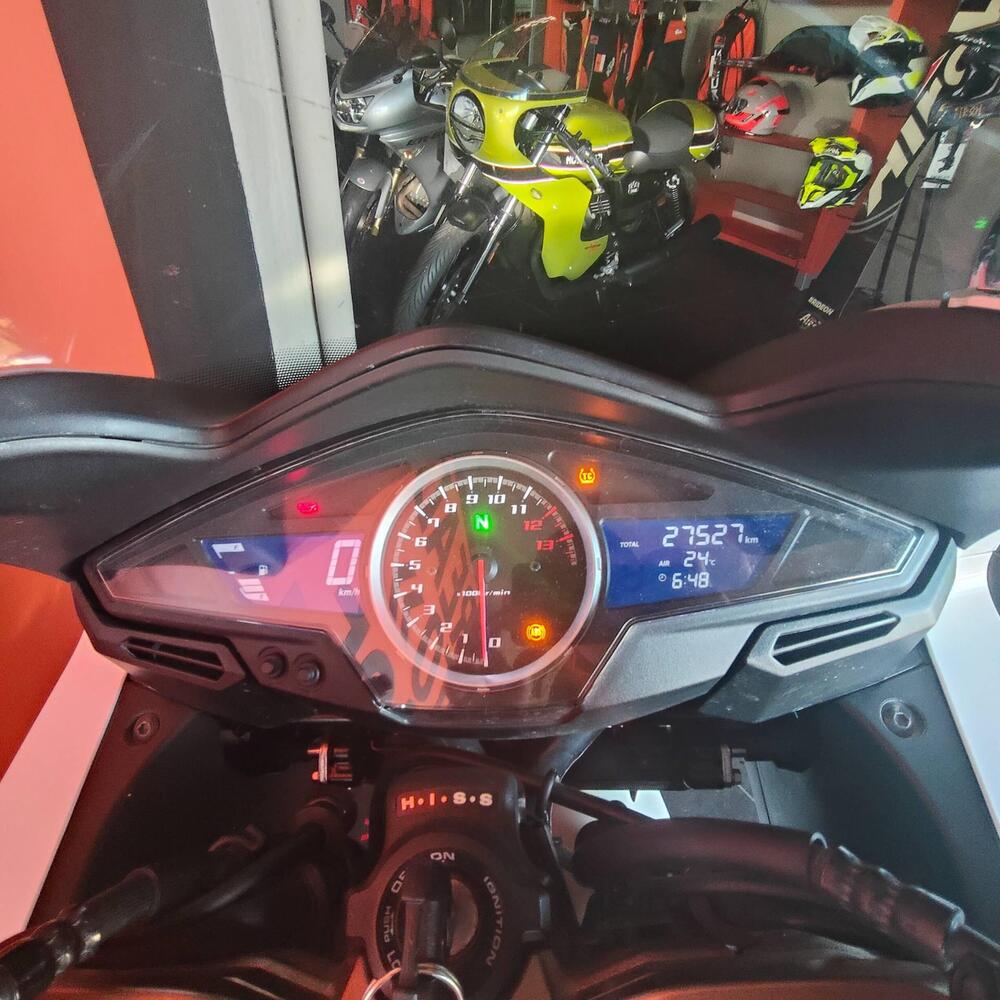 Honda VFR 800 F (2014 - 16) (4)