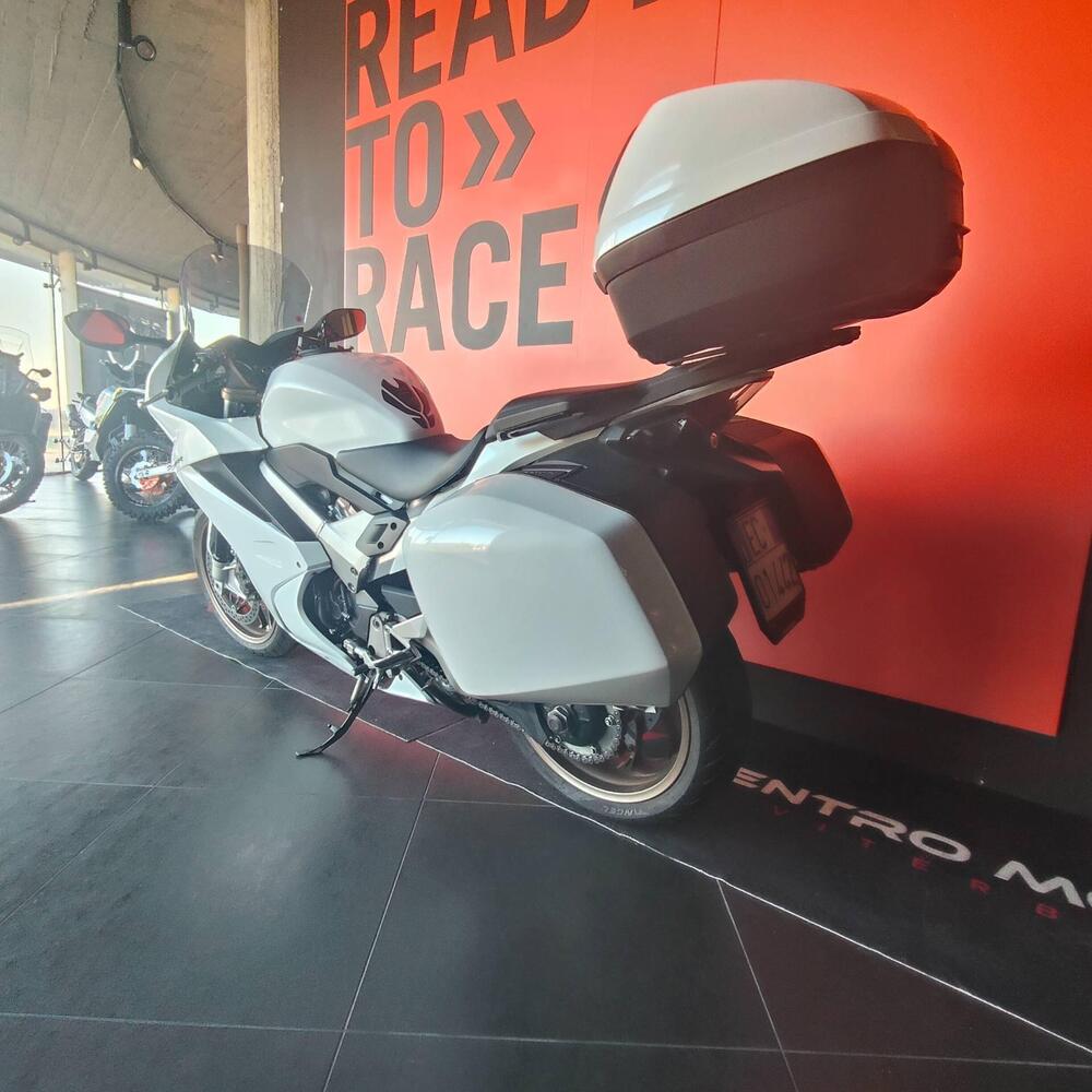 Honda VFR 800 F (2014 - 16) (10)