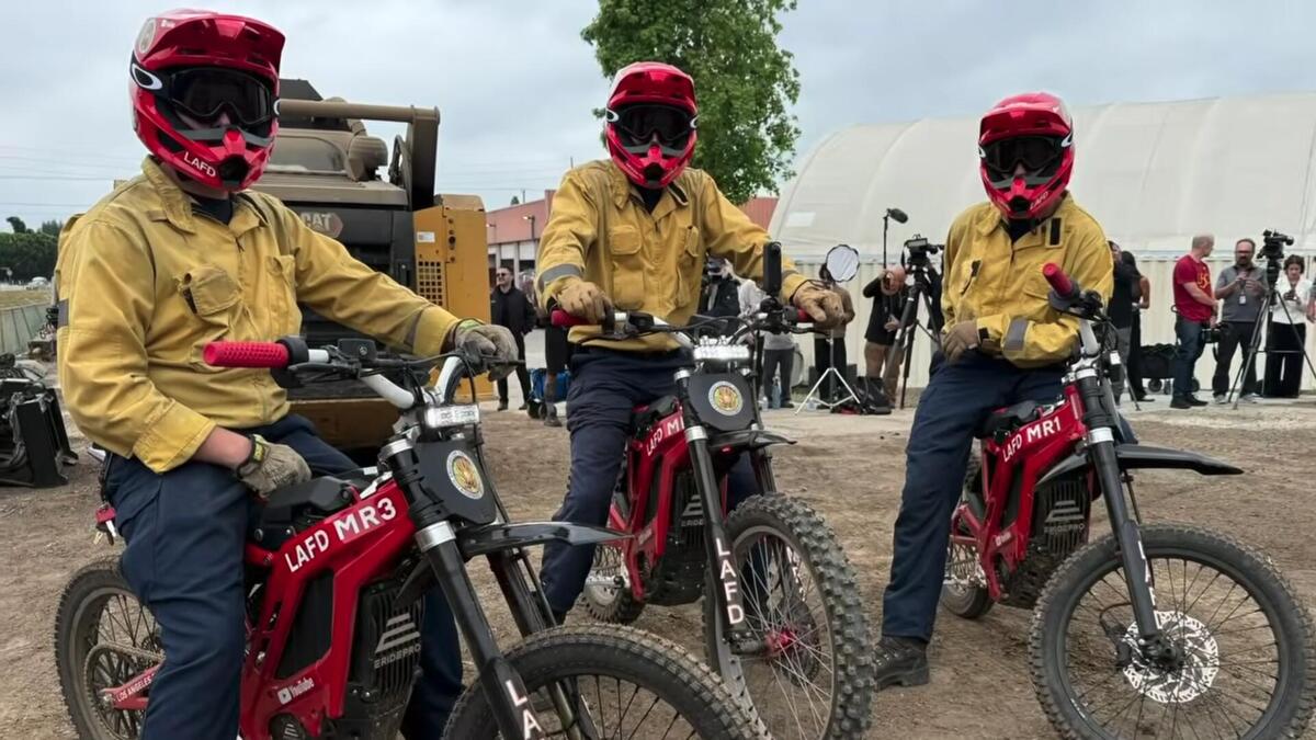 Почему пожарные Лос-Анджелеса выбрали электромотоциклы для спасательных операций