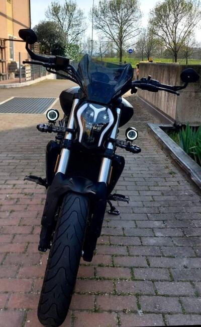Benelli 502 C (2019 - 20) usata