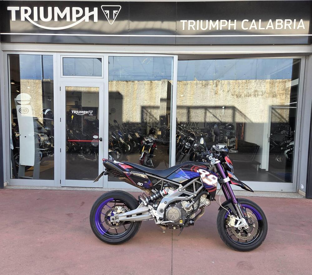 Aprilia Dorsoduro 750 (2009 - 14) (2)