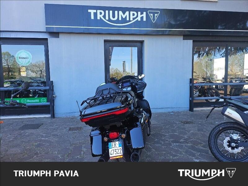 Harley-Davidson 114 Road Glide Ultra (2019) - FLTRXU (8)