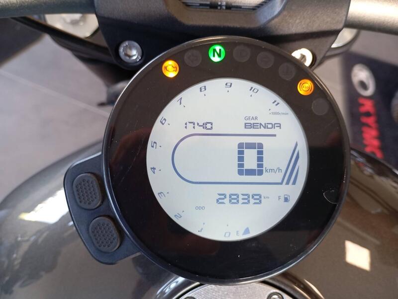 Keeway Motor V302 C (2022 - 26) (8)