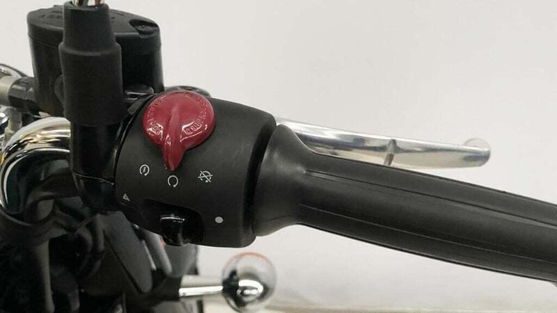 Royal Enfield Classic 350 (2021 - 26) (11)