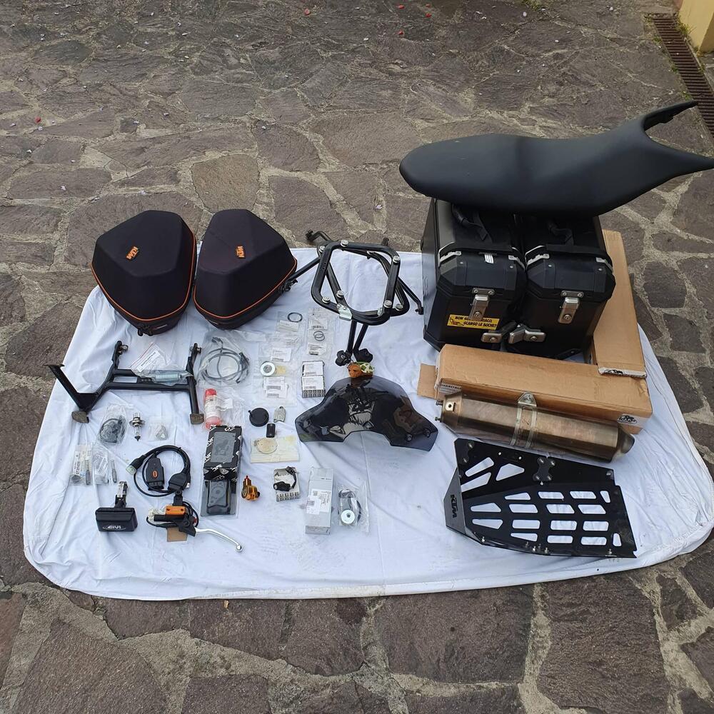 KTM 990 Supermoto T ABS (2011 - 13) (7)