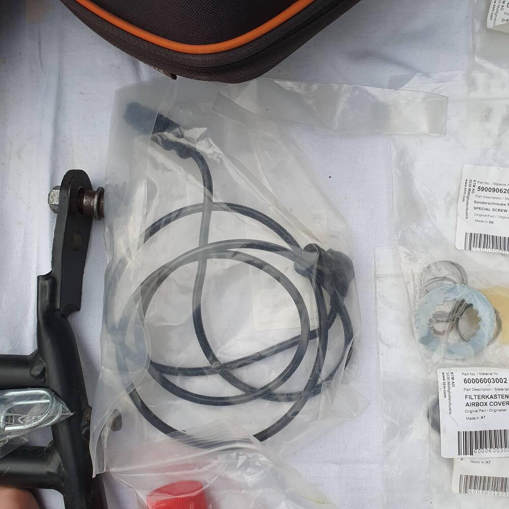 KTM 990 Supermoto T ABS (2011 - 13) (12)