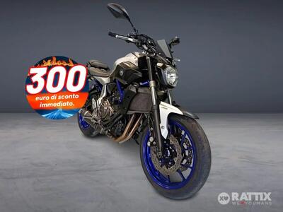 Yamaha MT-07 ABS (2014 - 16) usata