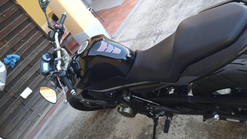 Yamaha XJ6 (2008 - 15) (2)